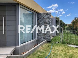 Foto 2 de CASA DE 3 DORM. EN VENTA EN COSTA NOGAL, NEUQUEN