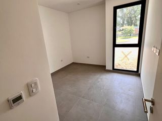 Foto 12 de Venta Casa Haras Escobar 5 ambientes