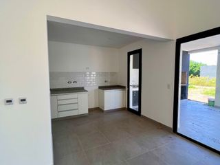 Foto 4 de Venta Casa Haras Escobar 5 ambientes