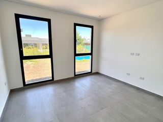 Foto 25 de Venta Casa Haras Escobar 5 ambientes