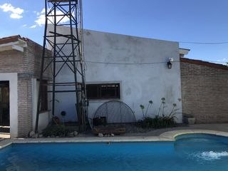 Foto 10 de VENTA CASA 5 AMBIENTES CON PILETA EMPALME LOBOS