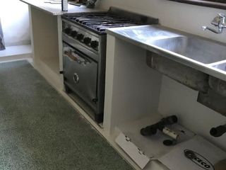 Foto 5 de VENTA CASA 5 AMBIENTES CON PILETA EMPALME LOBOS