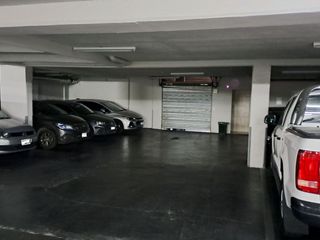 Foto 7 de VENTA - COCHERA FIJA CUBIERTA - V URQUIZA