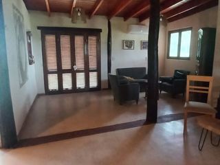 Foto 2 de VENTA DE CASA DE 1 DORM. EN VUELTA DE LA BARRANCA