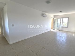 Foto 13 de Departamento 3 Ambientes en Jardines del Palmar