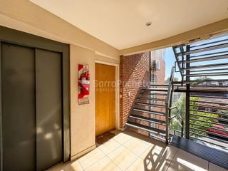 Foto 8 de Venta departamento 3 ambientes con cochera en Ramos Mejía.