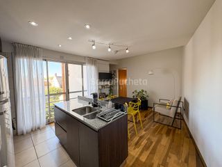 Foto 2 de Venta departamento 3 ambientes con cochera en Ramos Mejía.
