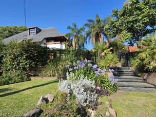 Foto 2 de Casa apta comercial en venta/alquiler metros Av. Recta