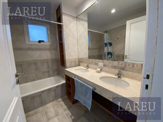 Foto 18 de Pilar del Lago CC - Casa en alquiler