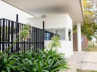 Foto 4 de Terreno en venta - 222Mts2 - Altos del Plata, La Plata