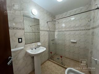 Foto 10 de Departamento en Alquiler en General Paz - 1 dormitorio con balcones