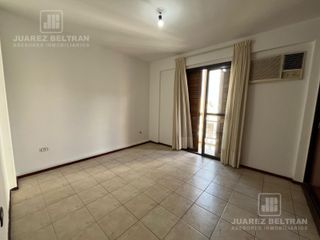 Foto 7 de Departamento en Alquiler en General Paz - 1 dormitorio con balcones