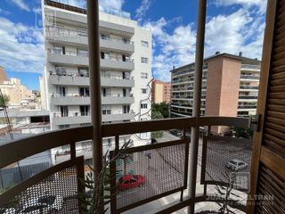 Foto 9 de Departamento en Alquiler en General Paz - 1 dormitorio con balcones