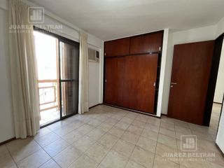 Foto 8 de Departamento en Alquiler en General Paz - 1 dormitorio con balcones