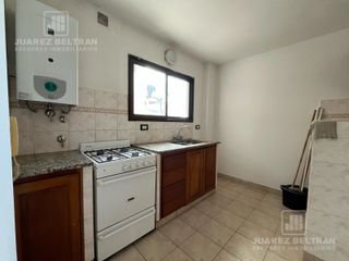 Foto 5 de Departamento en Alquiler en General Paz - 1 dormitorio con balcones