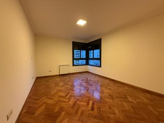 Foto 14 de Depto. en alquiler 3 dormitorios, 3 baños, 2 cocheras, gran balcon con asador- Casonas del Norte