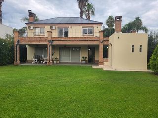 Foto 4 de Casa en San Marino (Funes Hills)