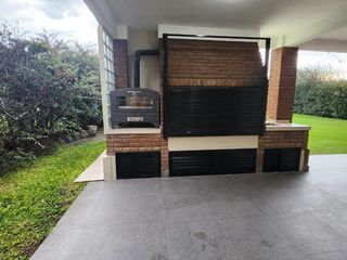 Foto 7 de Casa en San Marino (Funes Hills)