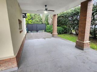 Foto 8 de Casa en San Marino (Funes Hills)