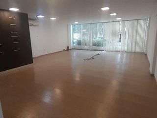 Foto 7 de Oficina  en  alquiler en Vera Norte, Cerro de las Rosas