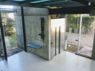 Foto 6 de Oficina  en  alquiler en Vera Norte, Cerro de las Rosas