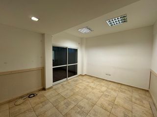 Foto 5 de Oficina en  EN ALQUILER X 12 MESES