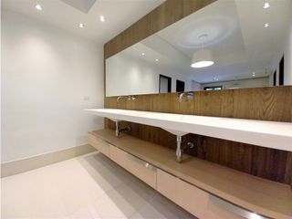 Foto 10 de SE VENDE ESPECTACULAR CASA EN SANTA ANA ORIENTAL