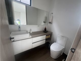 Foto 36 de ALQUILER APARTAMENTO SOBRE AVENIDA CENTENARIO ARMENIA