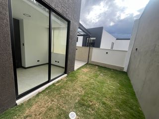 Foto 4 de Casa de renta  San Rosa Nayón