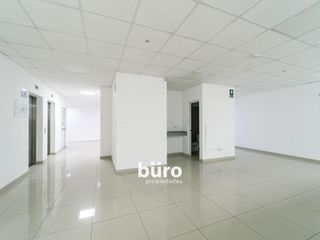 Foto 6 de LOCAL COMERCIAL EN VENTA DE 800M2 FRENTE A LA EMBAJADA DE USA
