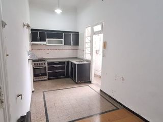 Foto 5 de VENTA PH 3 AMB ALMAGRO