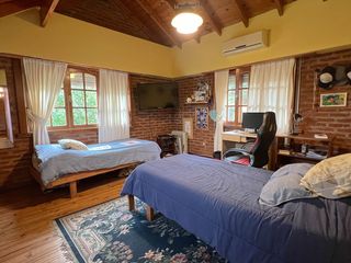 Foto 19 de VENTA Casa 4 Amb con Quincho - 3 Lotes La armonia