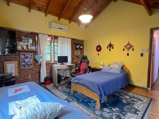 Foto 20 de VENTA Casa 4 Amb con Quincho - 3 Lotes La armonia