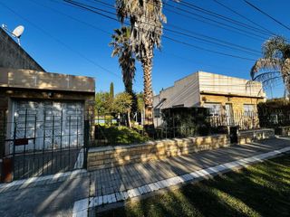 Foto 21 de VENTA - CASA 4 AMBIENTES C/PILETA Y COCHERA-LOBOS