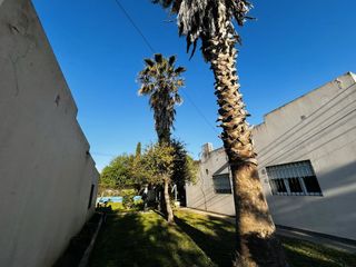 Foto 31 de VENTA - CASA 4 AMBIENTES C/PILETA Y COCHERA-LOBOS