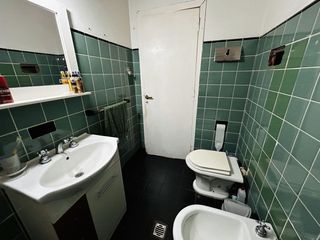 Foto 18 de VENTA - CASA 4 AMBIENTES C/PILETA Y COCHERA-LOBOS