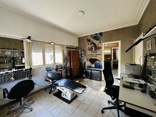 Foto 10 de VENTA - CASA 4 AMBIENTES C/PILETA Y COCHERA-LOBOS