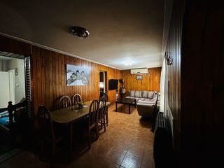Foto 6 de VENTA - CASA 4 AMBIENTES C/PILETA Y COCHERA-LOBOS