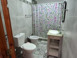Foto 24 de VENTA COMPLEJO 4/6 DEPARTAMENTOS AGUAS VERDES