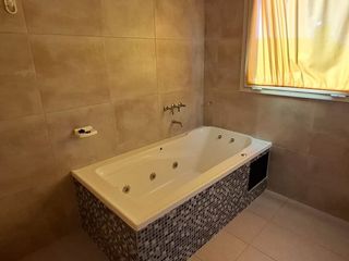 Foto 41 de VENTA COMPLEJO 4/6 DEPARTAMENTOS AGUAS VERDES
