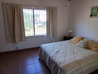 Foto 2 de VENTA COMPLEJO 4/6 DEPARTAMENTOS AGUAS VERDES