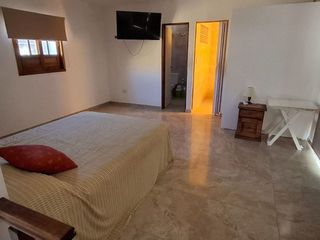 Foto 45 de VENTA COMPLEJO 4/6 DEPARTAMENTOS AGUAS VERDES