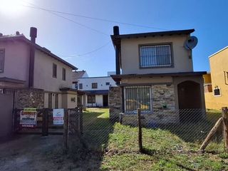 Foto 47 de VENTA COMPLEJO 4/6 DEPARTAMENTOS AGUAS VERDES