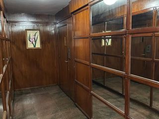 Foto 2 de SE VENDE AMPLIO DEPTO EN EL CENTRO DE CORDOBA