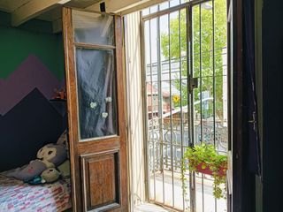 Foto 4 de VENTA PH ALMAGRO 5 AMB MAS DEP. OPORTUNIDAD!!!!