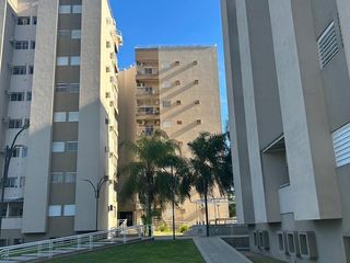 Foto 2 de VENTA DPTO 2 DORM CON COCHERA CUBIERTA