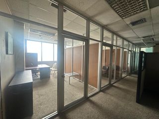Foto 7 de VENTA OFICINA 650M2 EDIF CALLE 9 DE OCTUBRE (JLR)