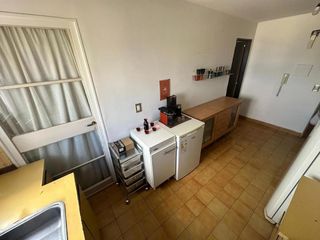 Foto 13 de VENTA DEPARTAMENTO 3 AMBIENTES Y DEPENDENCIAS COCHERA