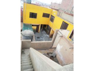 Foto 2 de CHORRILLOS - VENTA CASA COMO TERRENO - ÁREA 262 m2