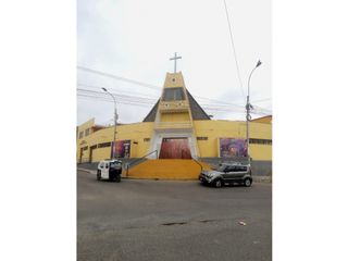 Foto 5 de CHORRILLOS - VENTA CASA COMO TERRENO - ÁREA 262 m2